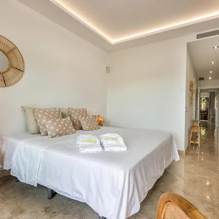 Vivi Homes - Boho Sunrise Alminar Pool, Garden & Terrace