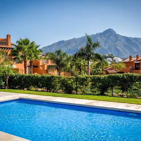 Apartman Vivi Homes - Boho Sunrise Alminar Pool, Garden & Terrace Marbella