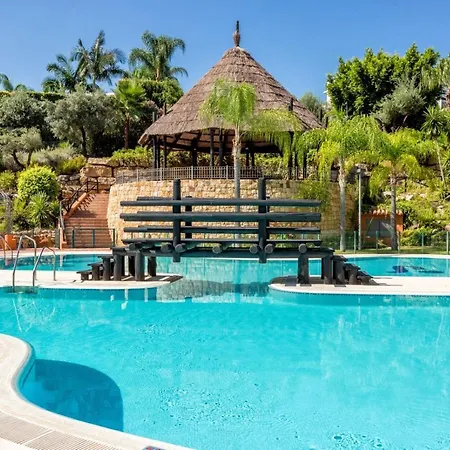 Vivi Homes - Boho Sunrise Alminar Pool, Garden & Terrace