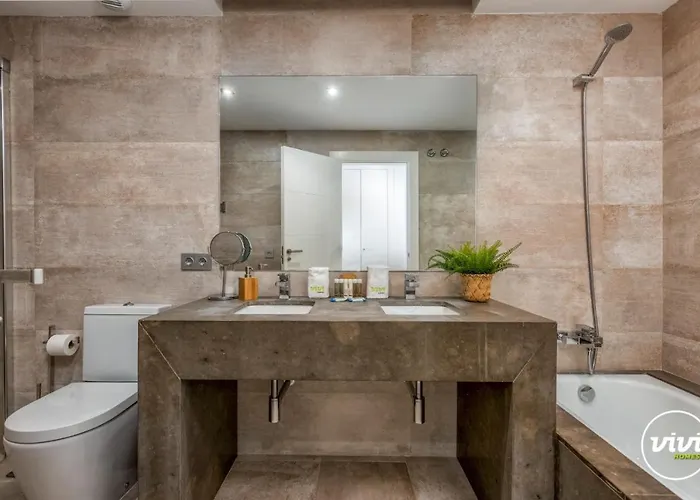 아파트 Vivi Homes - Boho Sunrise Alminar Pool, Garden & Terrace 마르베야
