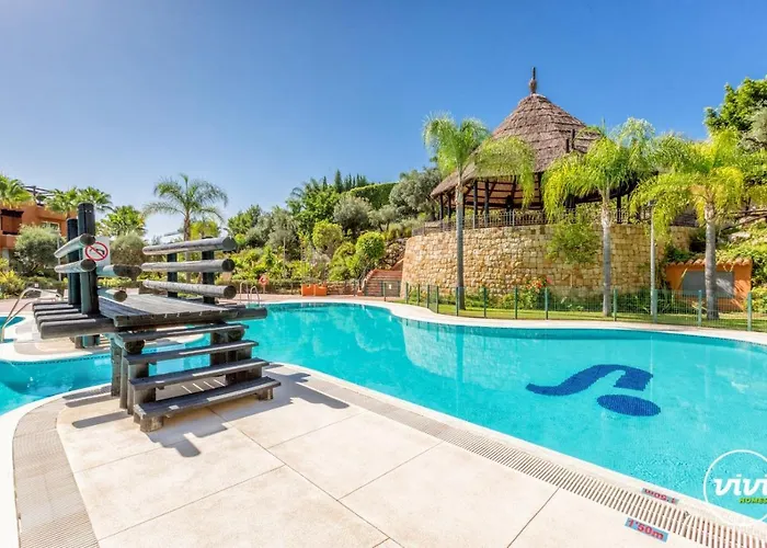 아파트 Vivi Homes - Boho Sunrise Alminar Pool, Garden & Terrace