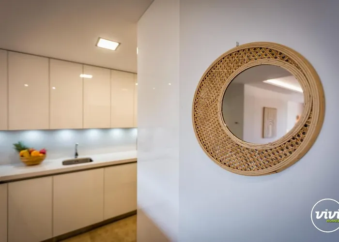 아파트 Vivi Homes - Boho Sunrise Alminar Pool, Garden & Terrace