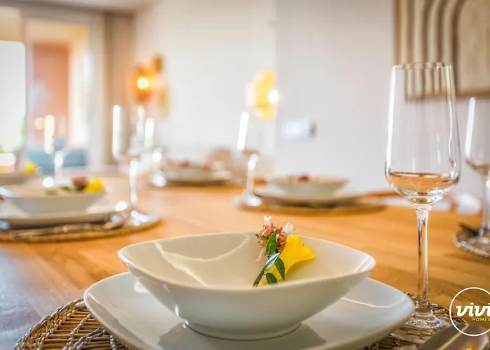 아파트 Vivi Homes - Boho Sunrise Alminar Pool, Garden & Terrace *