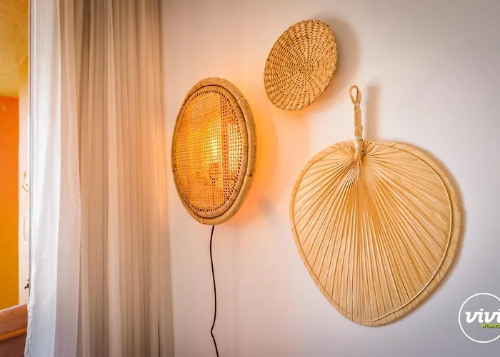 Vivi Homes - Boho Sunrise Alminar Pool, Garden & Terrace *