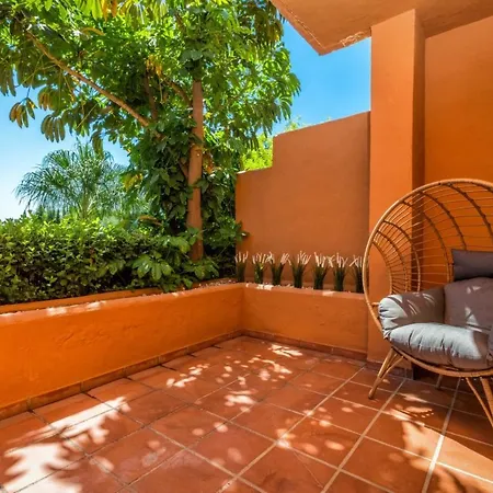 Vivi Homes - Boho Sunrise Alminar Pool, Garden & Terrace Διαμέρισμα Μαρμπέλλα