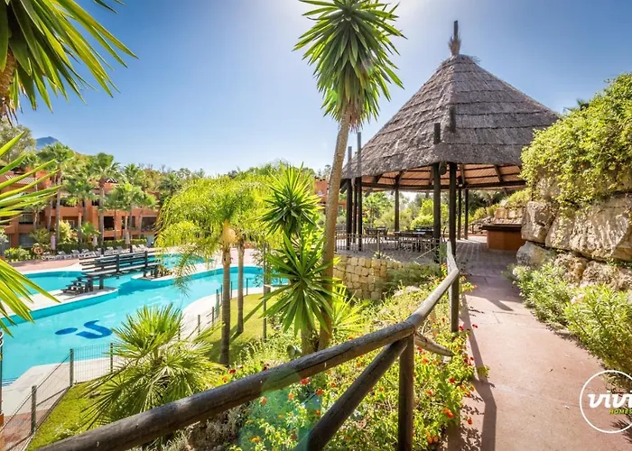 דירה Vivi Homes - Boho Sunrise Alminar Pool, Garden & Terrace