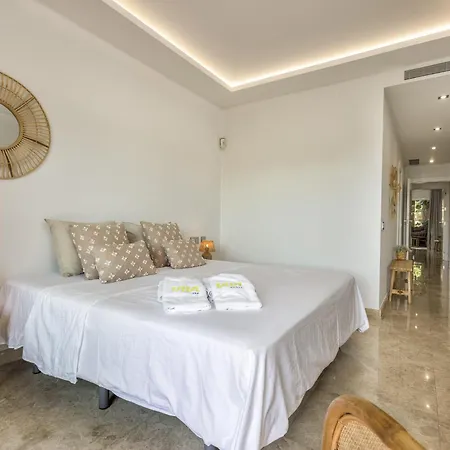 Vivi Homes - Boho Sunrise Alminar Pool, Garden&terrace Apartamento Marbella